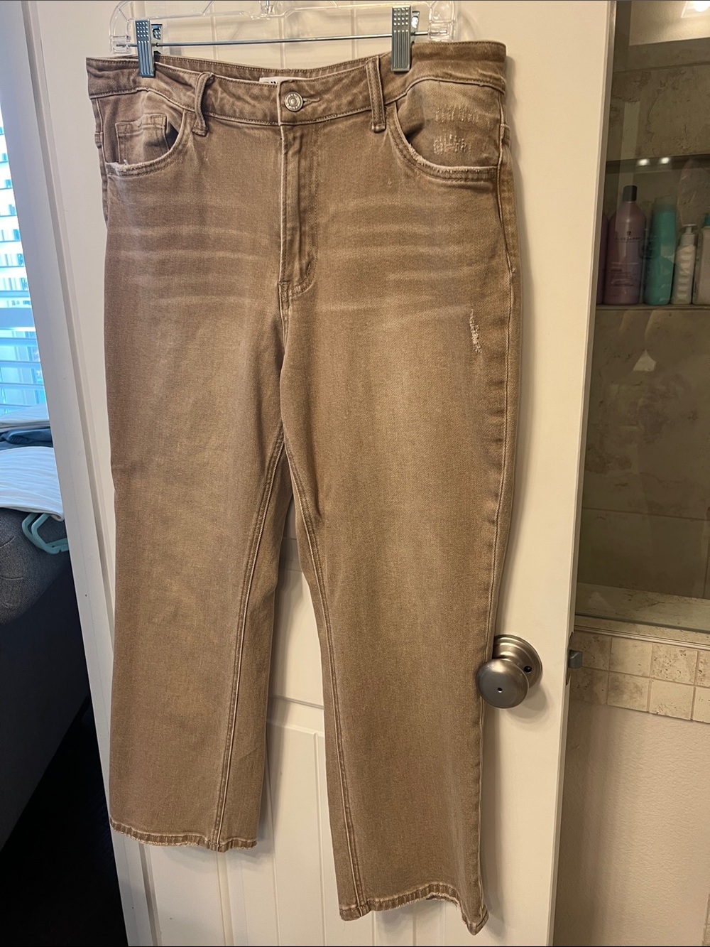 Bays Women's High-Rise Straight Crop Jeans in Taupe